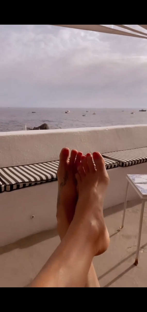 Brooke Burke Feet