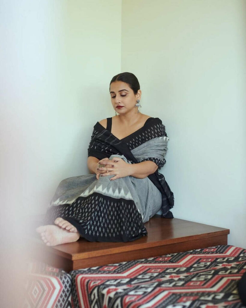 Vidya Balan Feet (16 images)