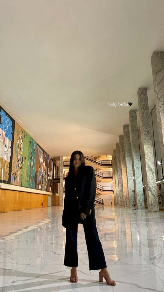 Mariasole Pollio Feet (11 images)