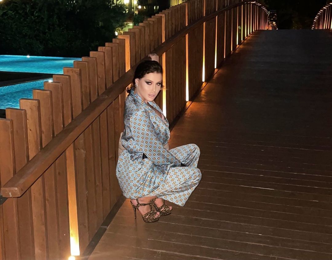 Radinela Chusheva Feet