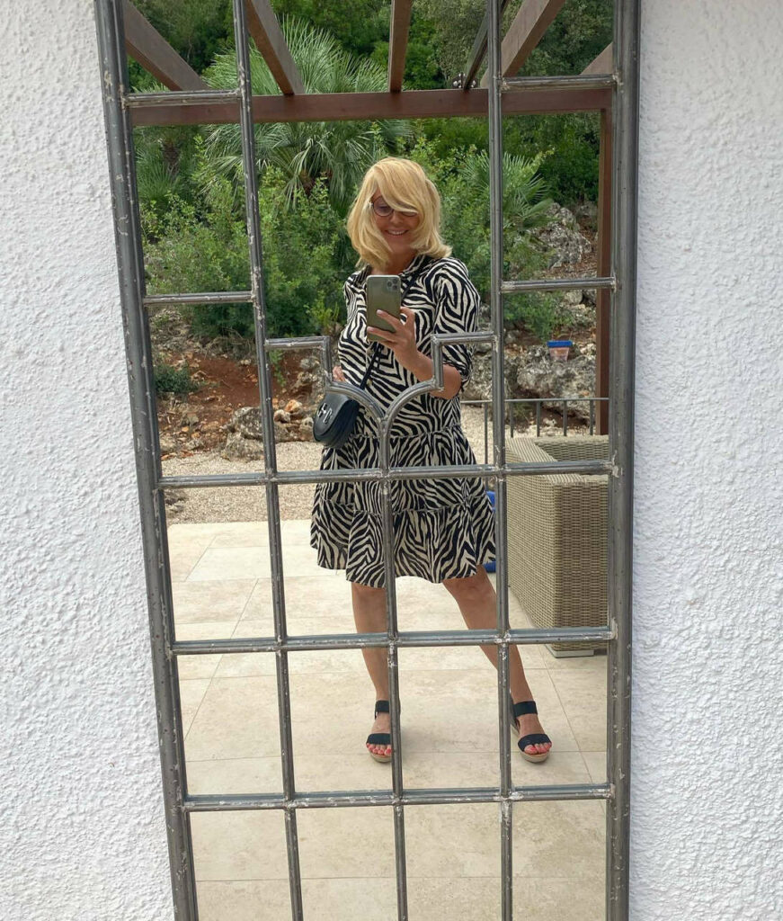 Agata Mlynarska Feet (5 images)