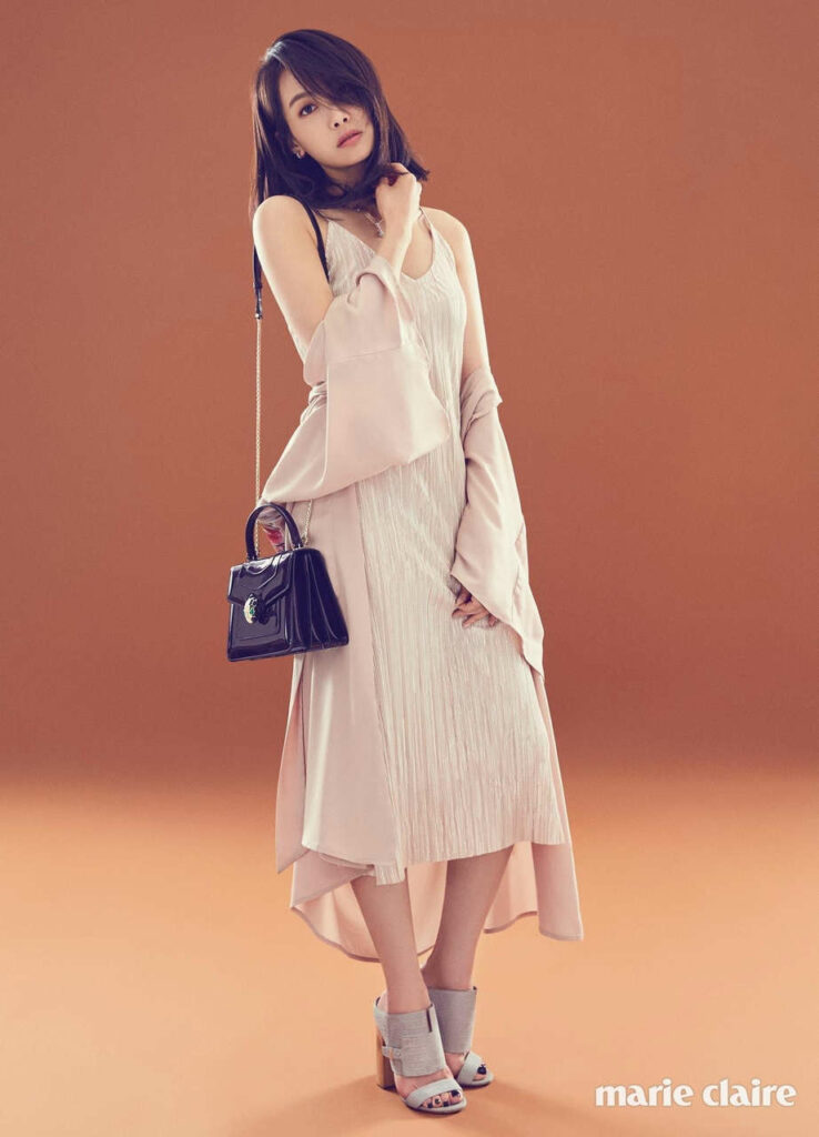 Victoria Song Feet (13 photos)