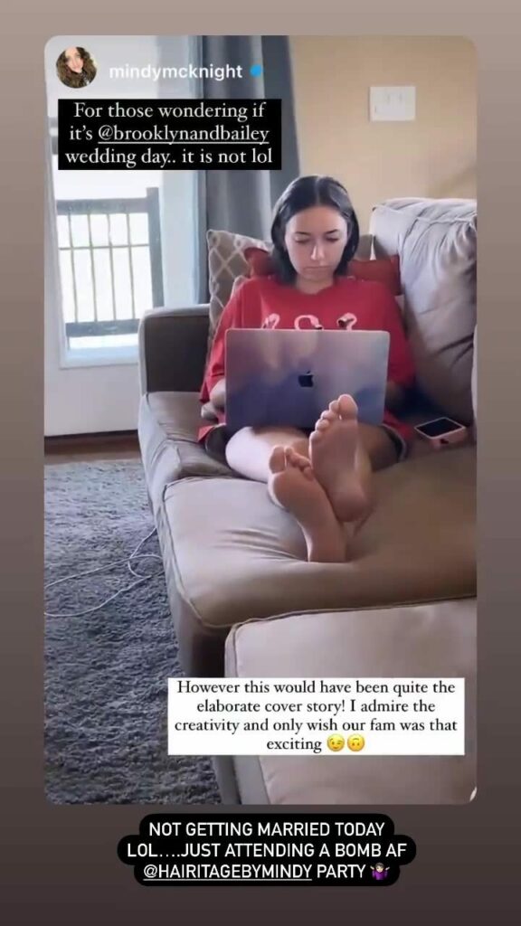 Bailey Mcknight Feet (7 photos)