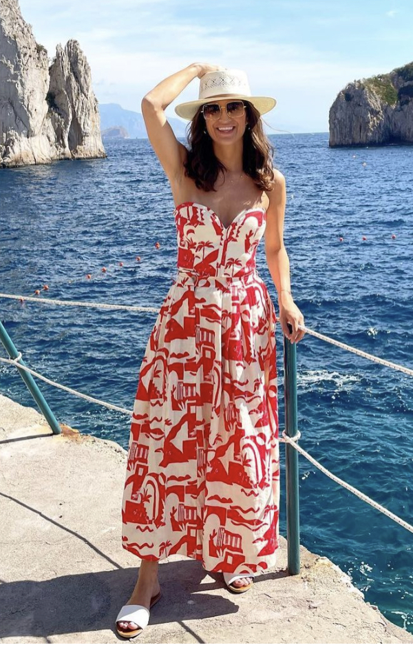 Kaitlan Collins Feet