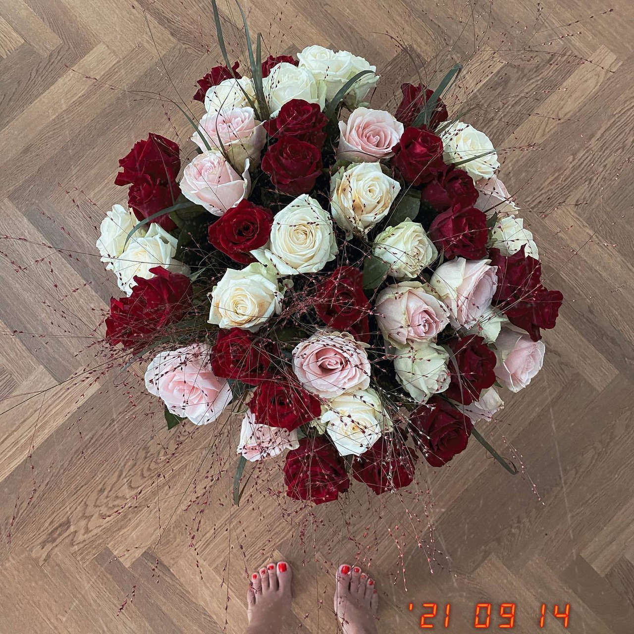 Valentina Fradegrada Feet