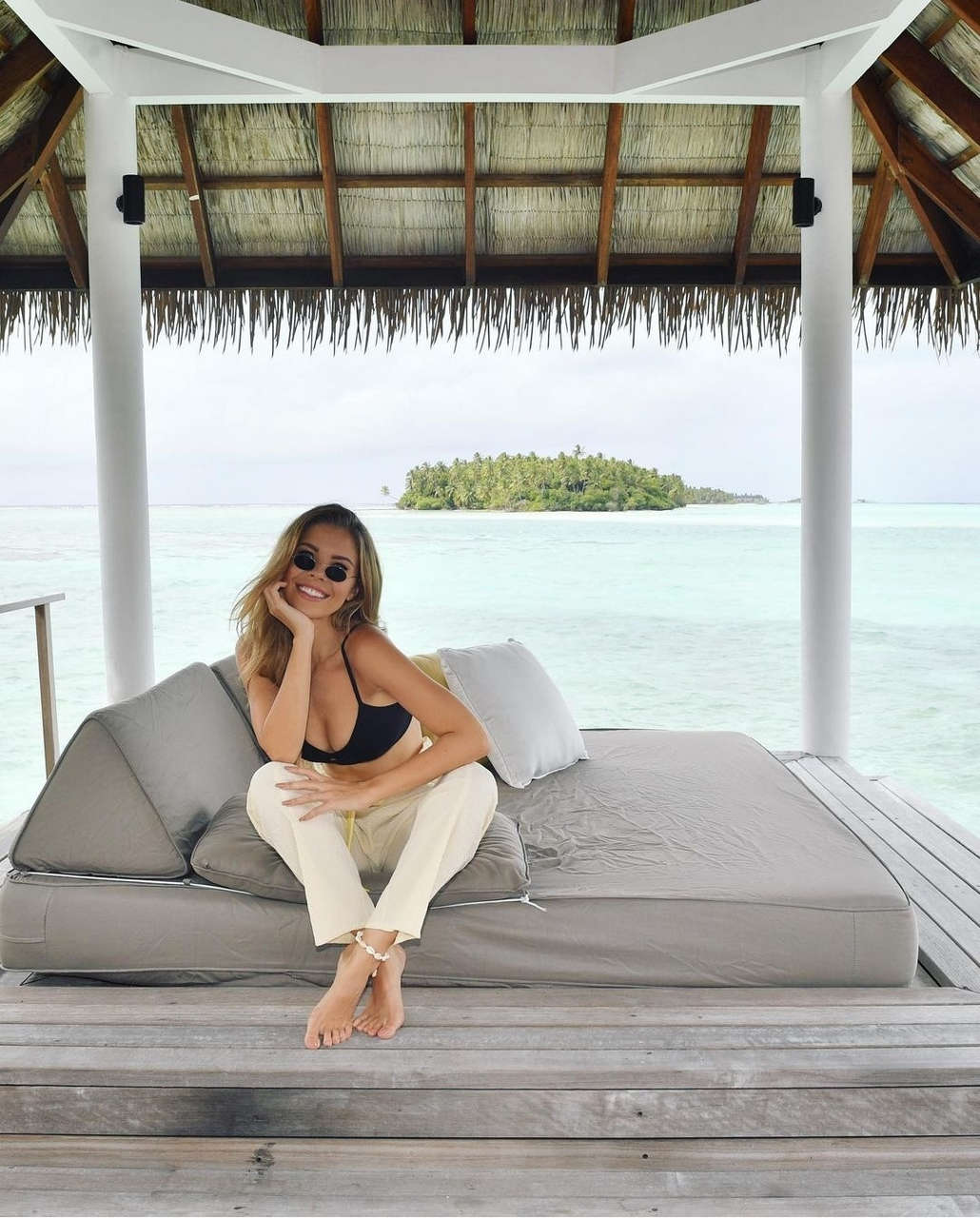 Victoria Swarovski Feet