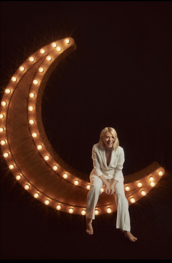 Holly Willoughby Feet