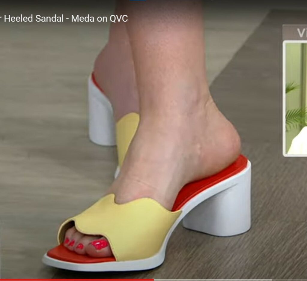 Julia Cearley Feet (9 photos)