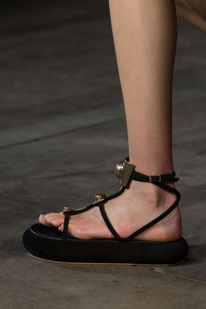 Mathilde Henning Feet