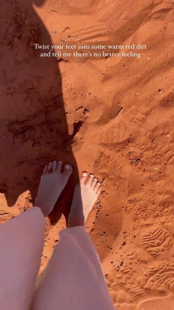Brooke Blurton Feet (3 photos)