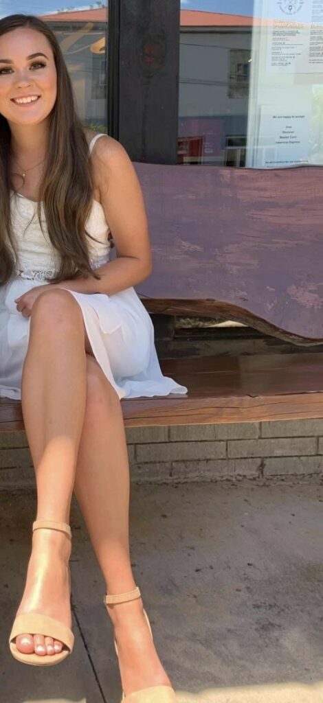 Erin Whidden Feet (8 photos)