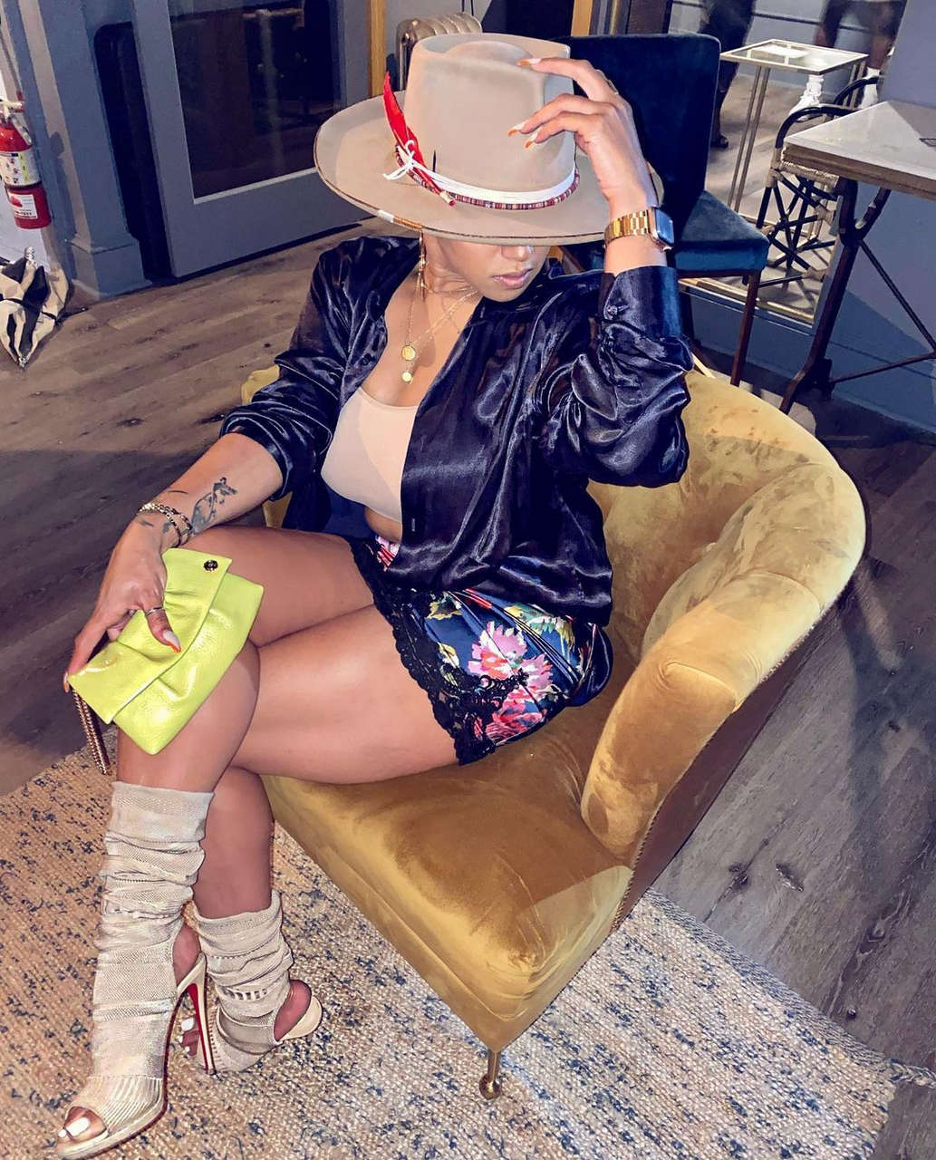 Ravaughn Nichelle Brown Feet