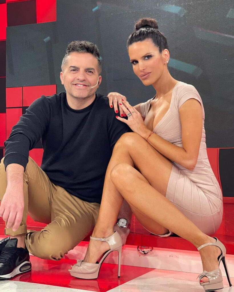 Carolina Molinari Feet (4 images)