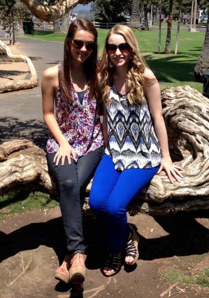 Emily Tennant Feet (3 photos)
