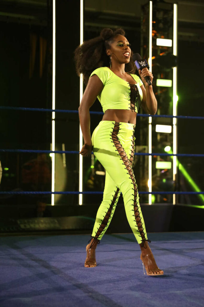 Trinity Fatu Feet (4 photos)