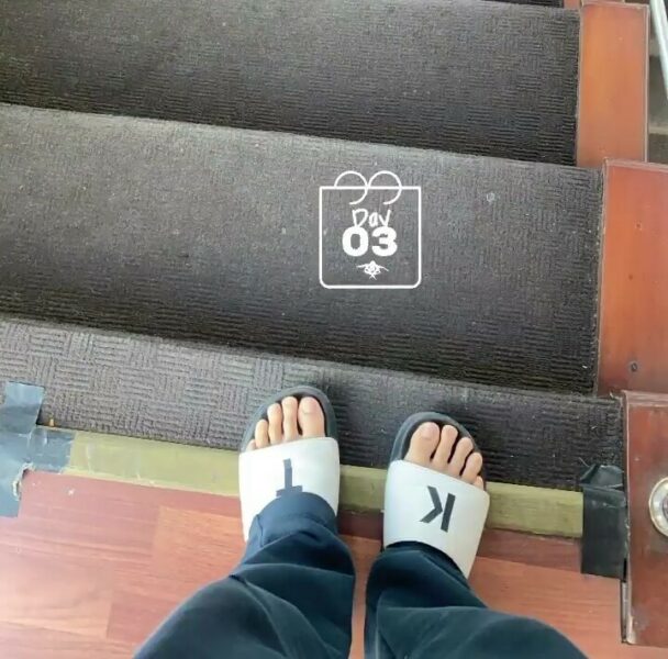 Kelly Tandiono Feet (3 images) Sexy Feets - Celeb Feets