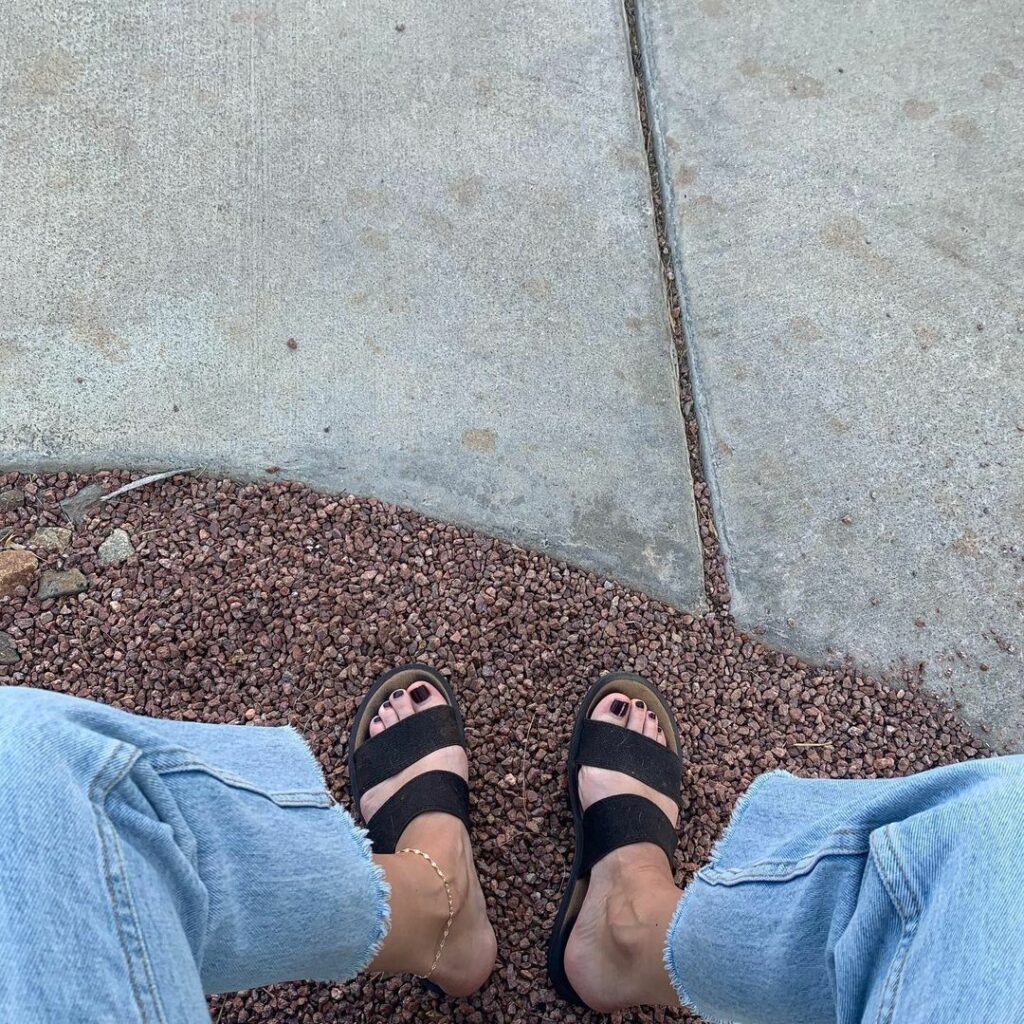 Christie Mcnab Feet (2 photos)