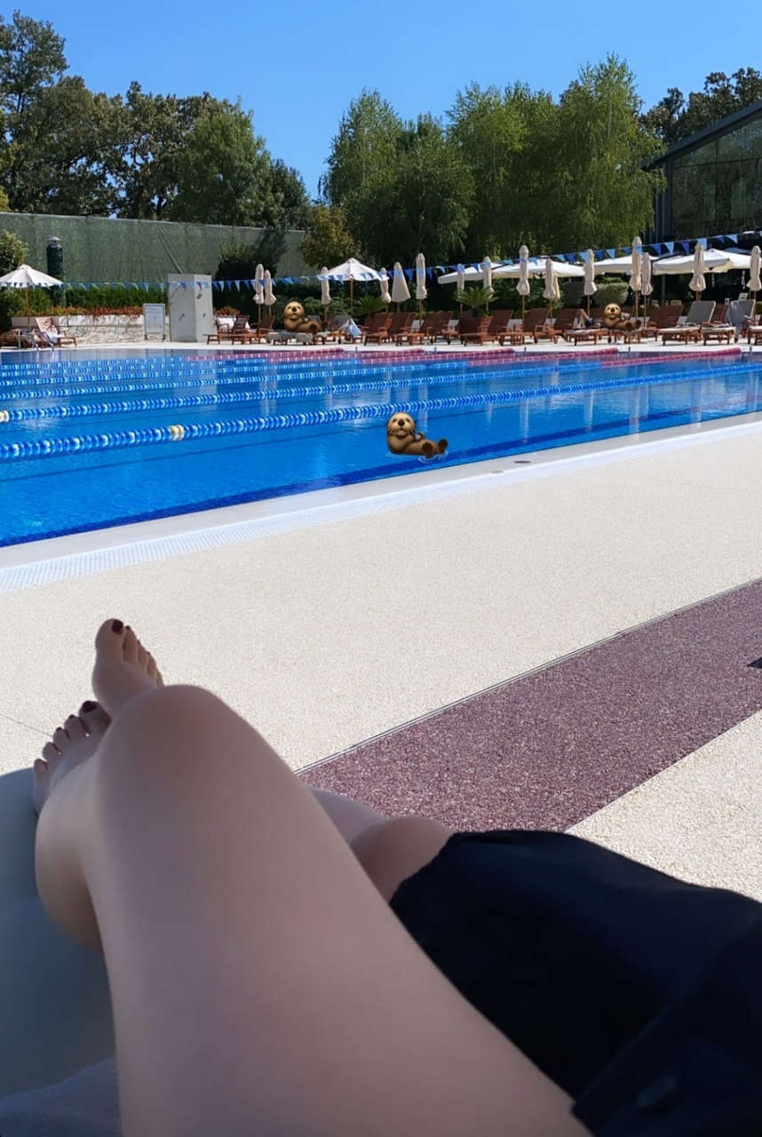 Nela Panghy Lee Feet