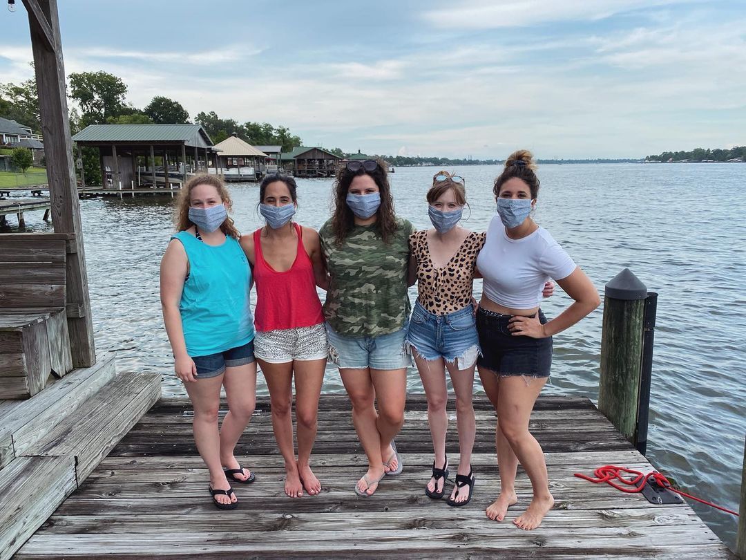 Hayley Arceneaux Feet