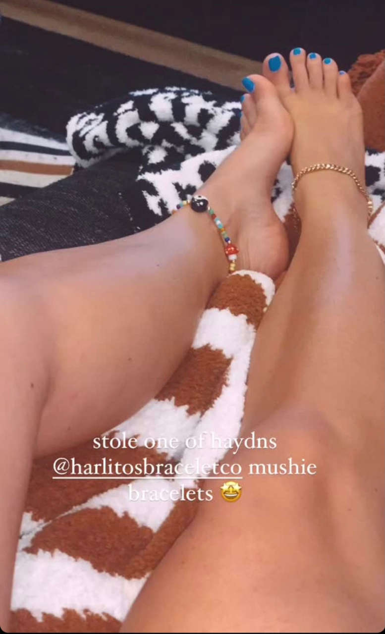 Katy Hearn Feet