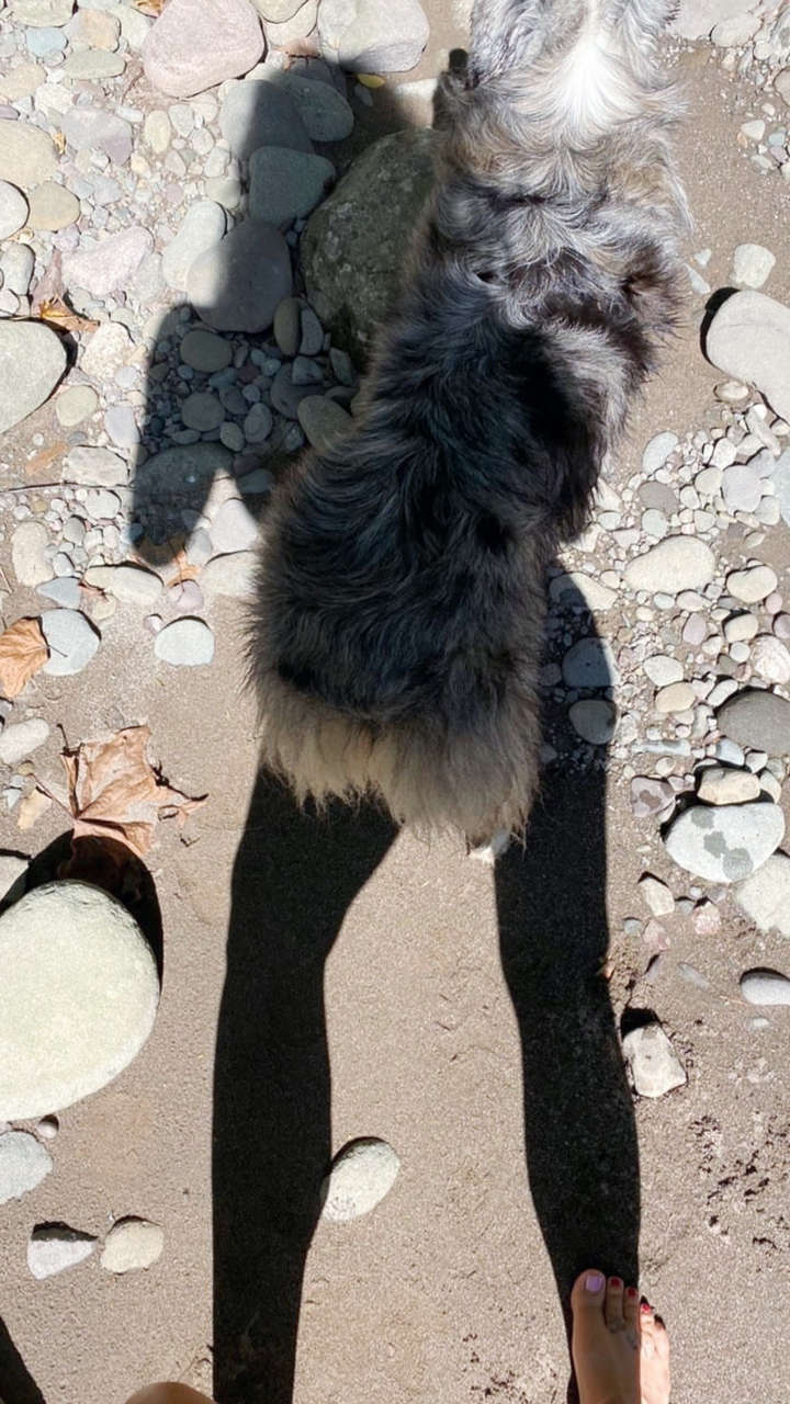 Helena Christensen Feet