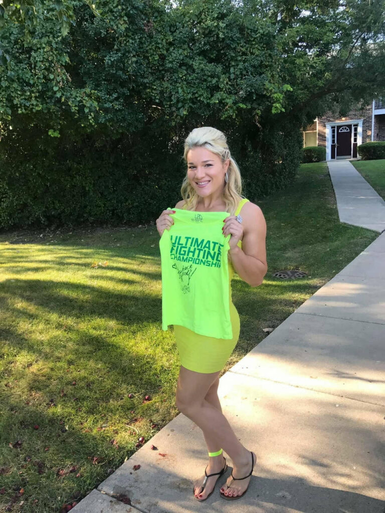 Felice Herrig Feet (4 photos)