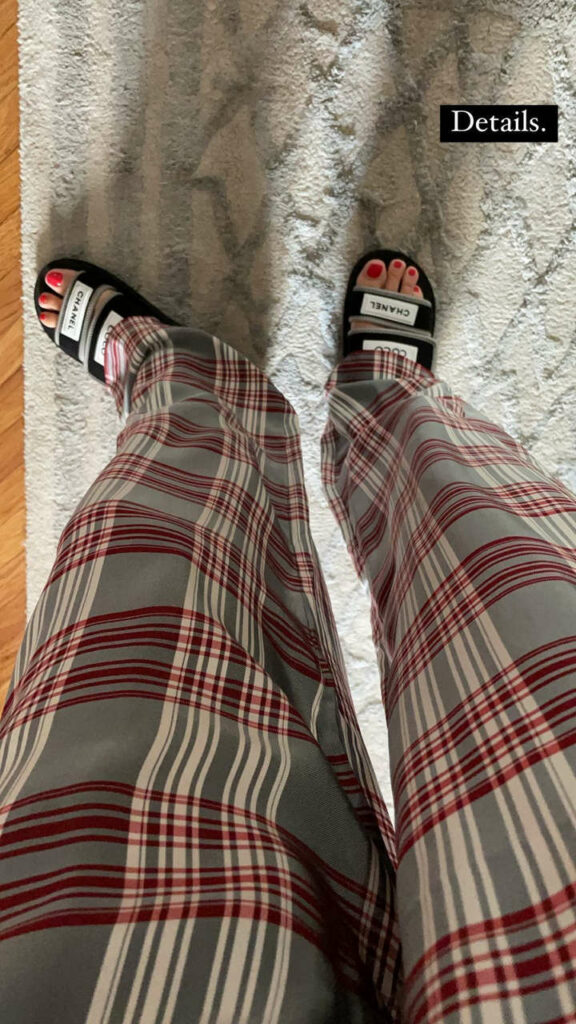 Elena Barolo Feet (3 images)