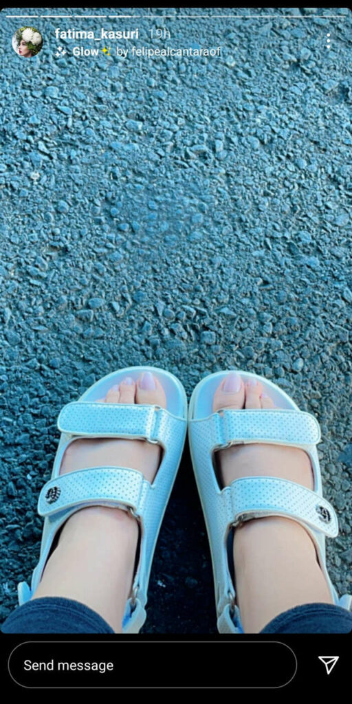 Fatima Kasuri Feet (3 images)