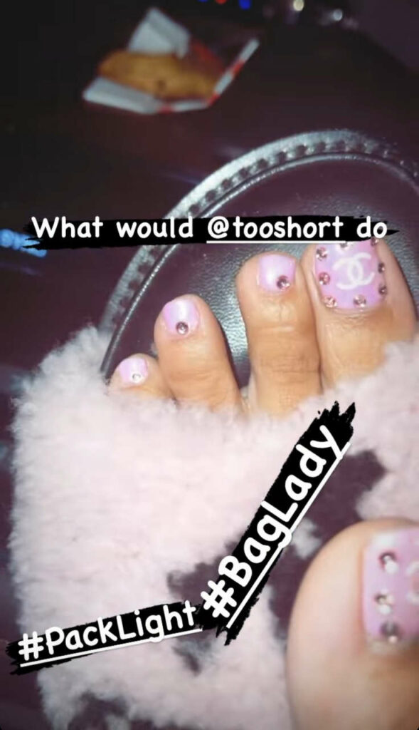 Keyshia Cole Feet (3 photos)