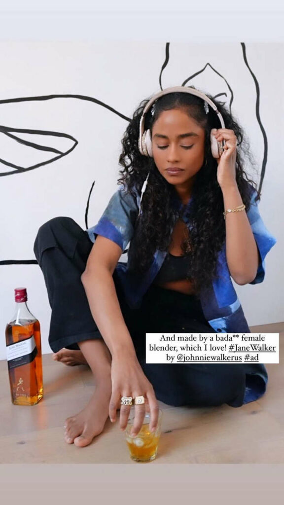 Vashtie Kola Feet (3 photos)