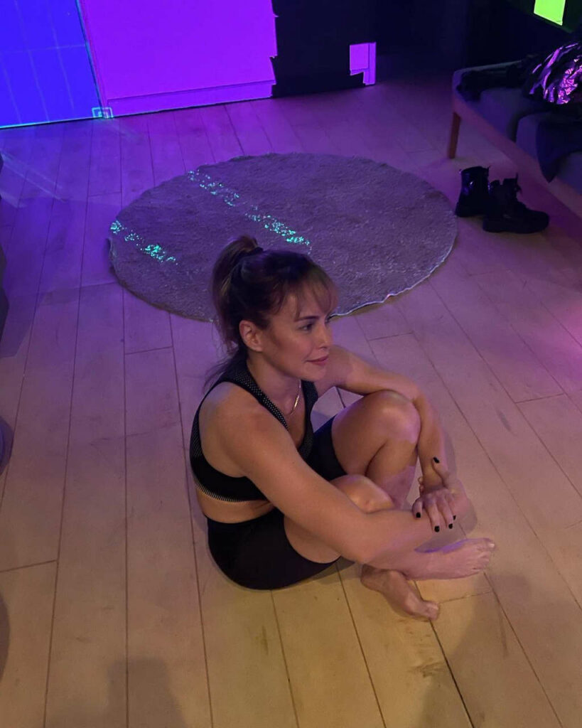 Fernanda Nobre Feet (2 photos)