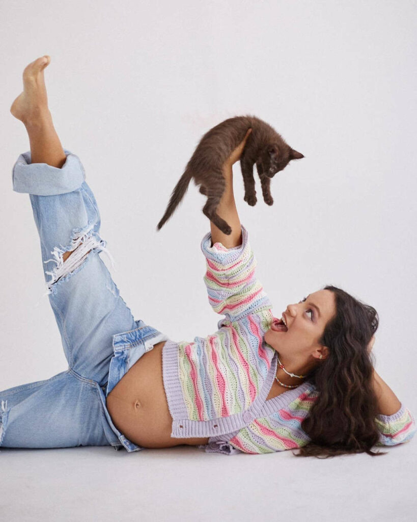 Natalia Reyes Feet (2 photos)