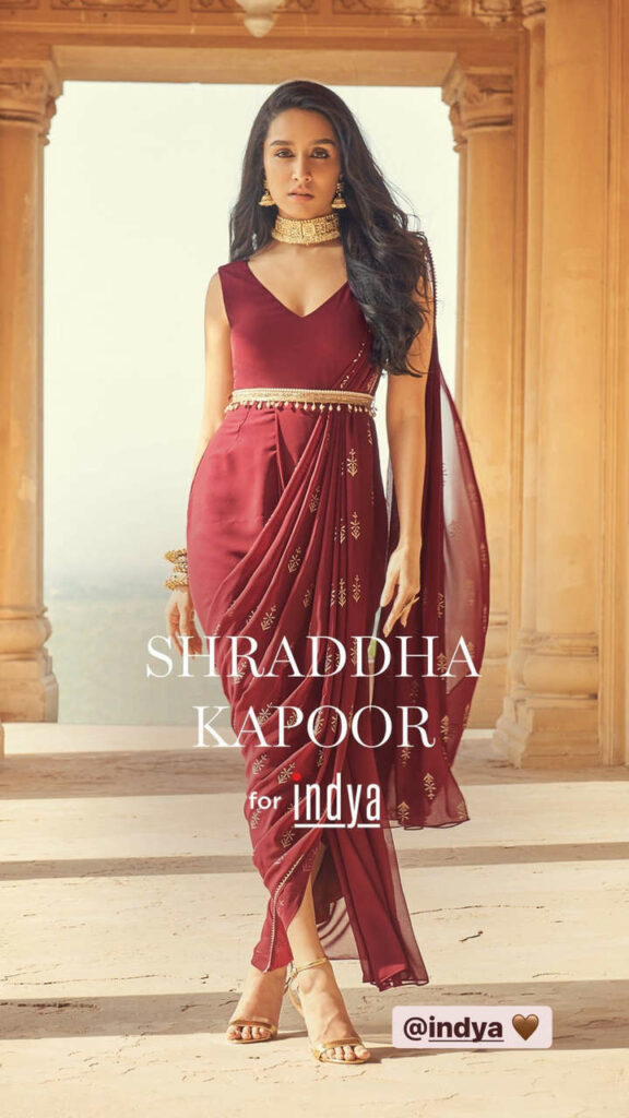 Shraddha Kapoor Feet (5 images)