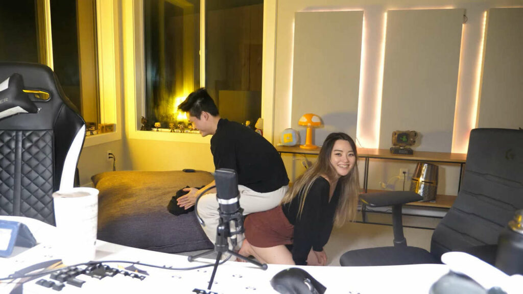 Potastic Panda Feet (4 images)