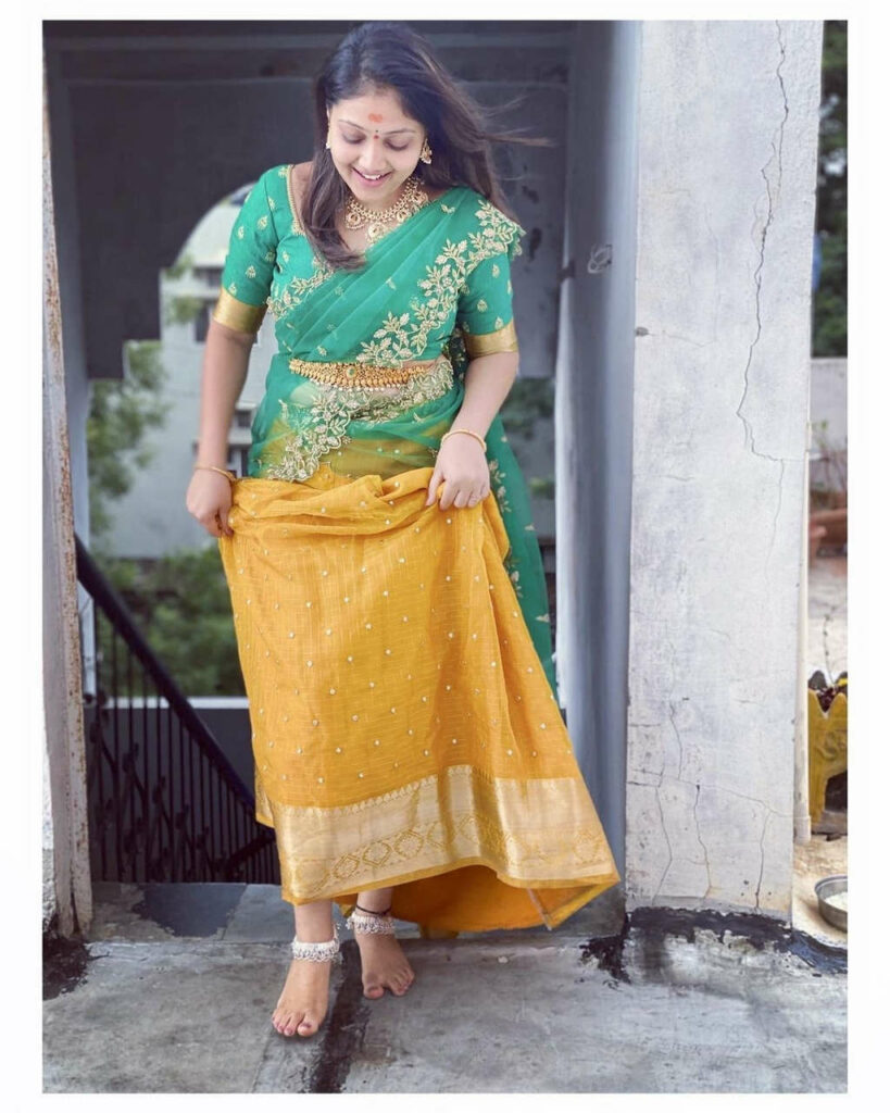 Priyanka Nalkari Feet (12 images)