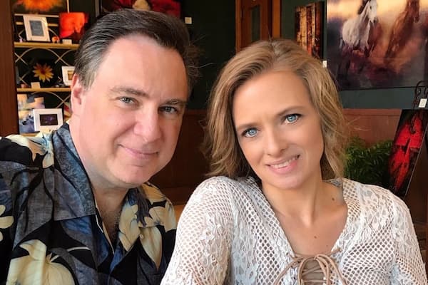 Mike Caplan Bio, Age, Family, Wife, Son, Fox 32, Height, Salary, Net Worth