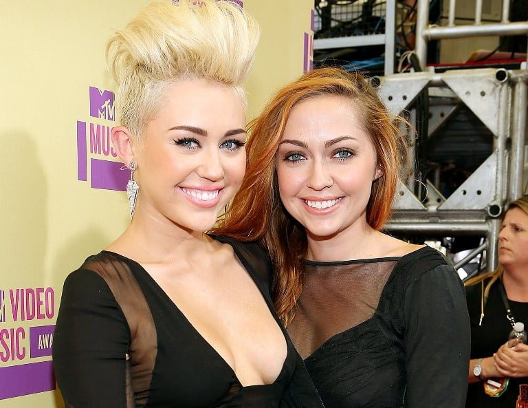 Miley Cyrus Brothers, Sisters, Mom, Dad, Family And Boyfriend » Celebily