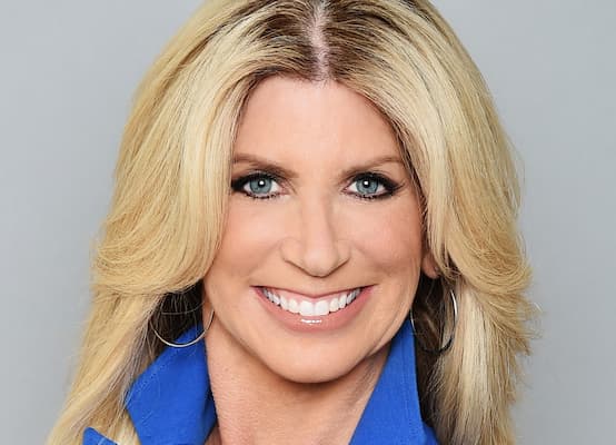 Laura Okmin Bio, NFL, Age, Family, Husband, Height, Net Worth, Salary