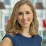 Lisa Abramowicz (Bloomberg), Bio, Age, Height, Family, Husband, Net Worth, Salary