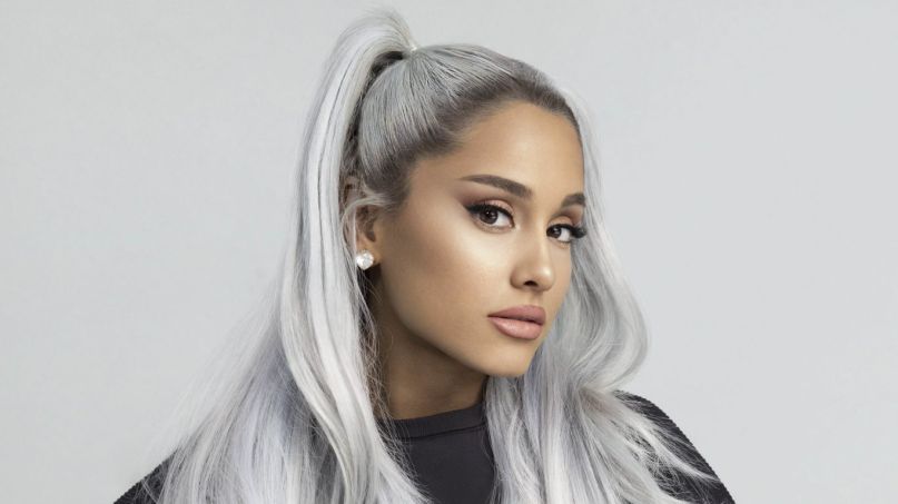 Ariana Grande’s Hair, Hair Color and Outfits » Celebily