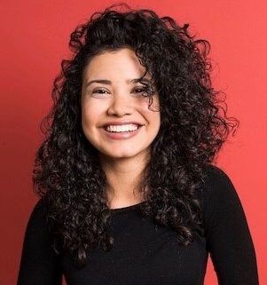 Laura Barrón-López Bio, Age, Parents, Politico, Height, Husband, Salary, Net Worth