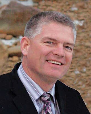 Gil Bates Bio, Age, Family, Wife, Bringing Up Bates, Height, Net Worth