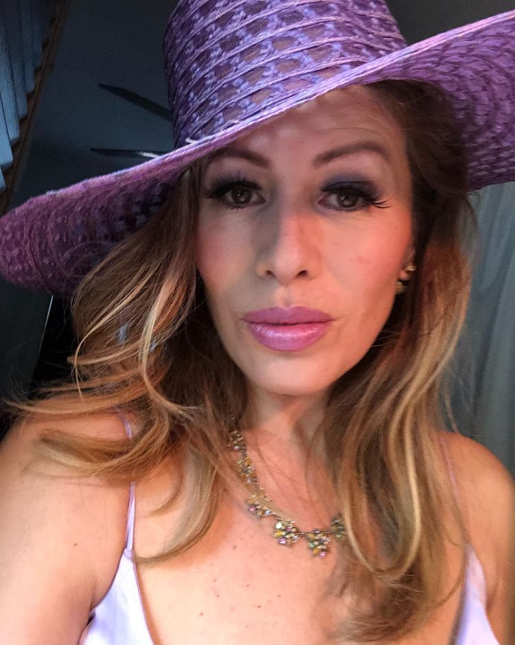 Who is Yvette Arellano?  Is the 90 Day Fiance star still with Mohamed?