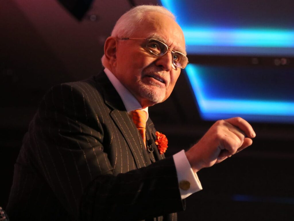 Dan Pena Net Worth – Hollywoodworth