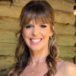 Victoria Stilwell Bio, Books, Sky TV, Age, Family, Husband, Height, Net Worth, Salary