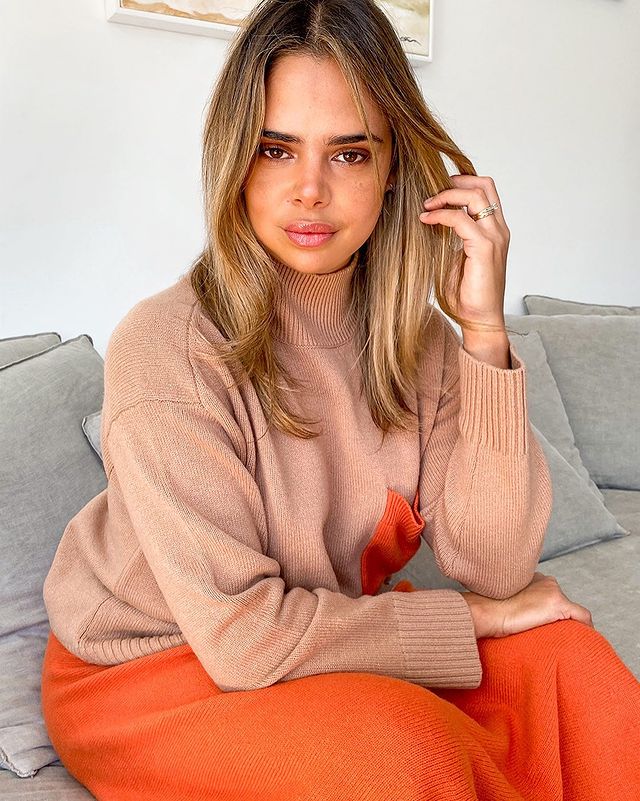 Samantha Harris Husband Luke Hunt Secretly married.  Explore your personal life in detail