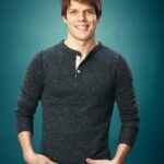 Jake Lacy Bio, Age, Family, Wife, The Office, Height, Net Worth, Movies