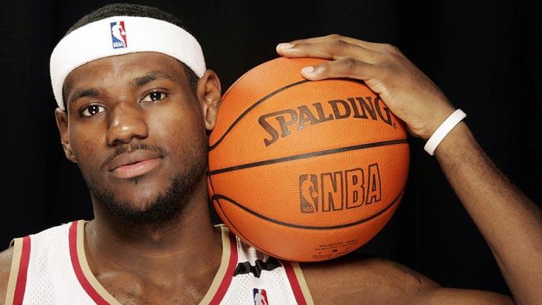 Lebron James Age, Shoe Size and Facts » Celebily