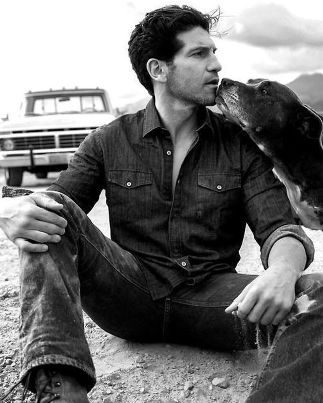 Jon Bernthal Wiki, Married, Wife, Children, Net Worth & Career