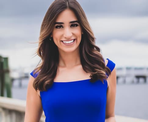 Simone Cuccurullo Bio, ABC7, Age, Family, Husband, Height, Net Worth, Salary